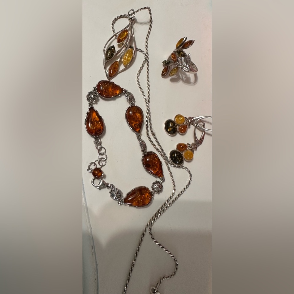 Amber and Silver Jewelry Set